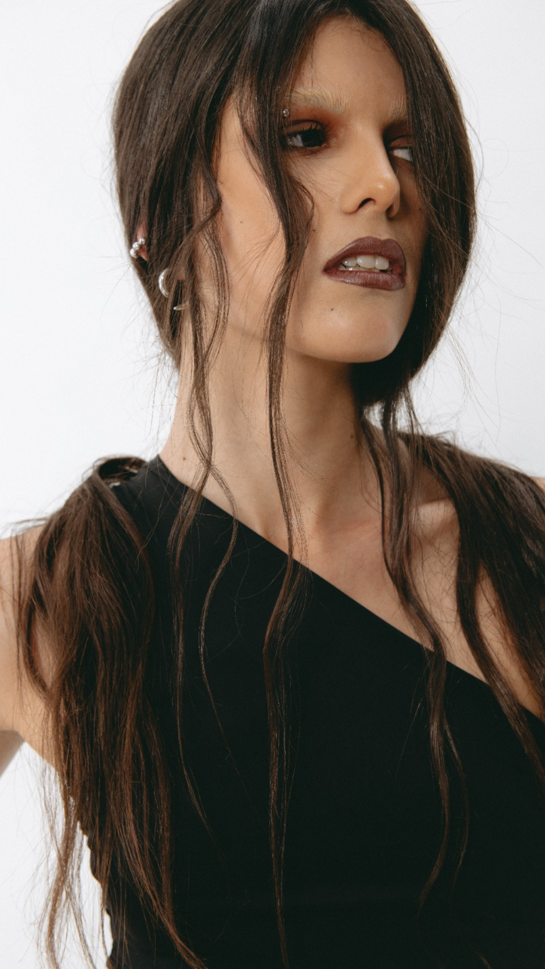 tOp onE sHouldeR