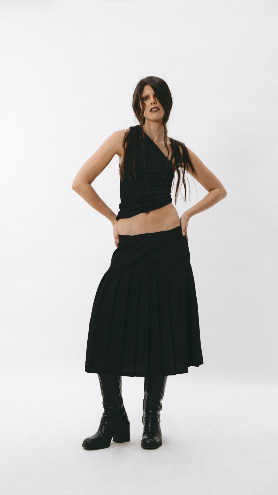 tOp onE sHouldeR